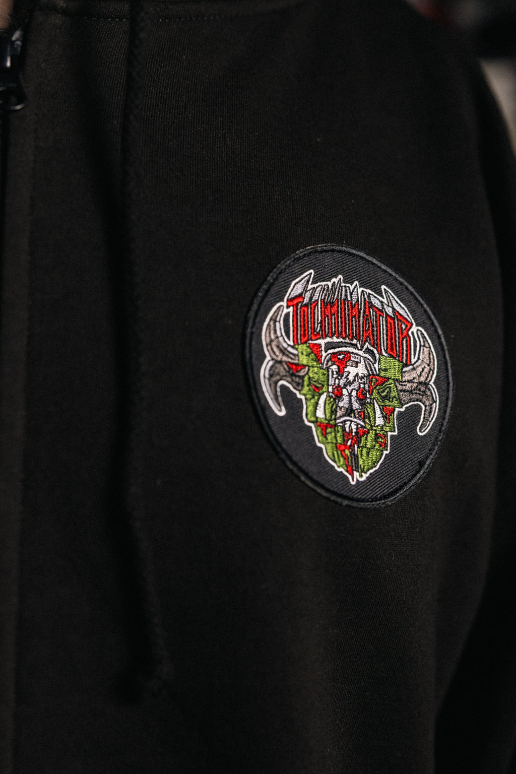 Pulover s kapuco z zadrgo Tolminator III