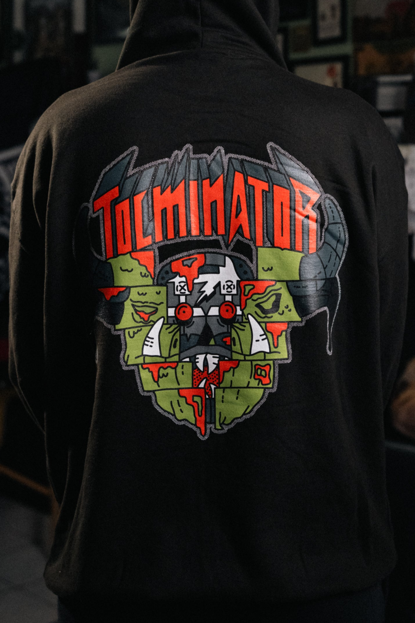 Pulover s kapuco z zadrgo Tolminator III