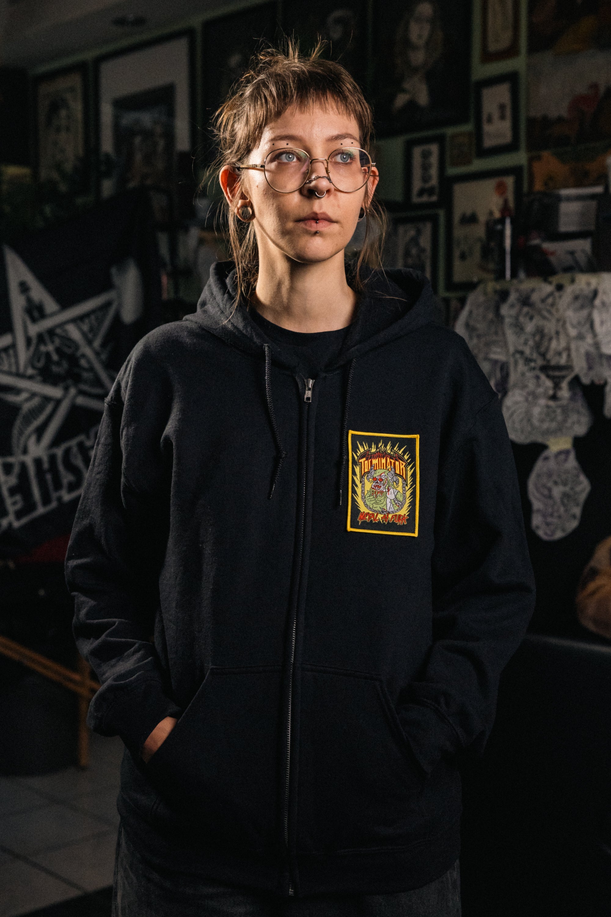 Pulover s kapuco z zadrgo, Metal As Fuck