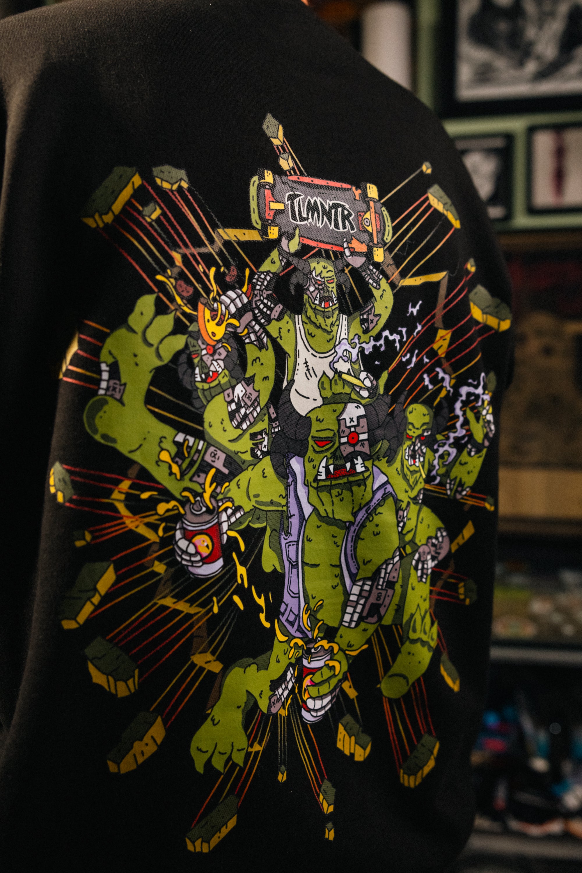 Pulover z okroglim izrezom TLMNTR Masters Of Mosh