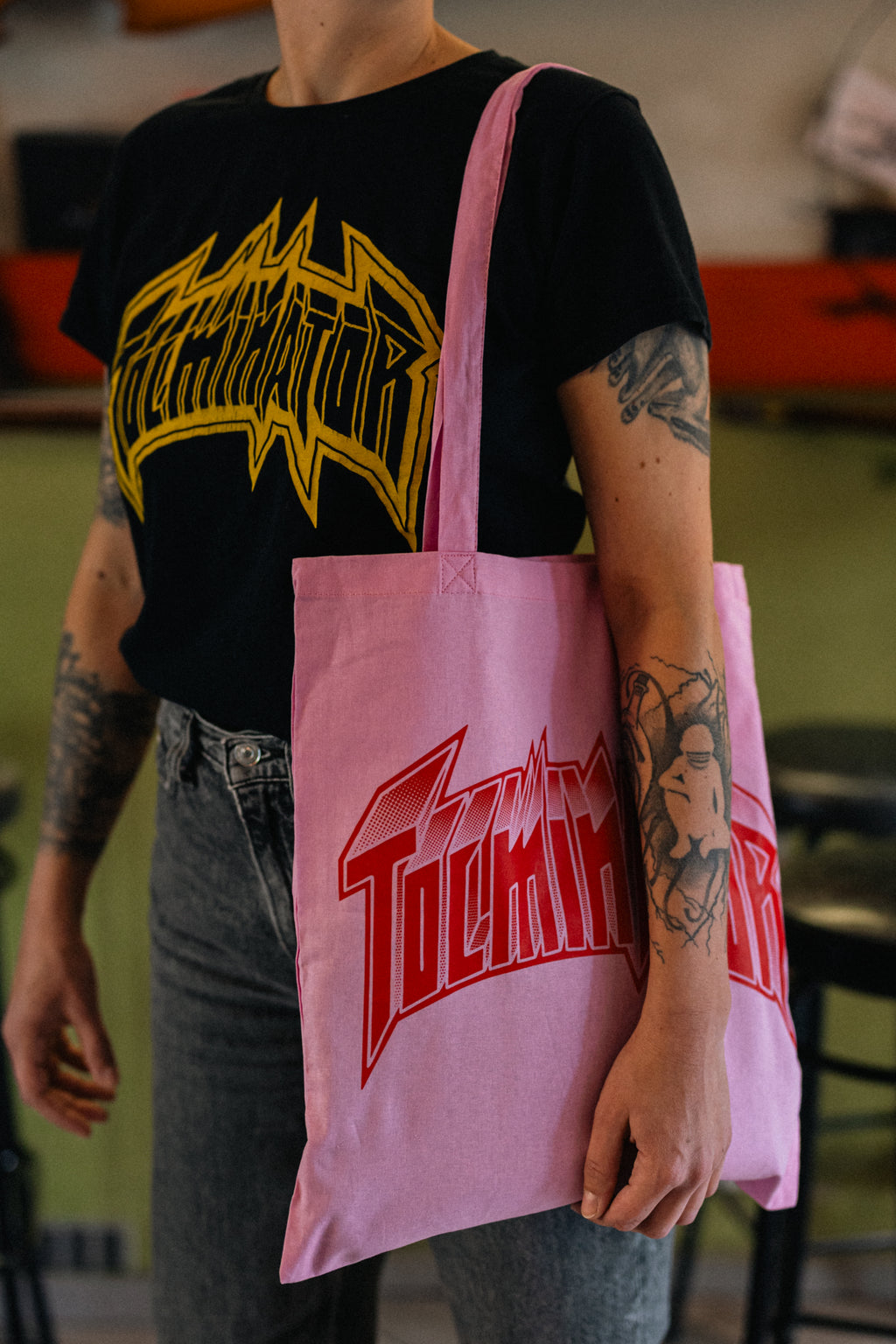 Logotip Tolminator - rjava torba