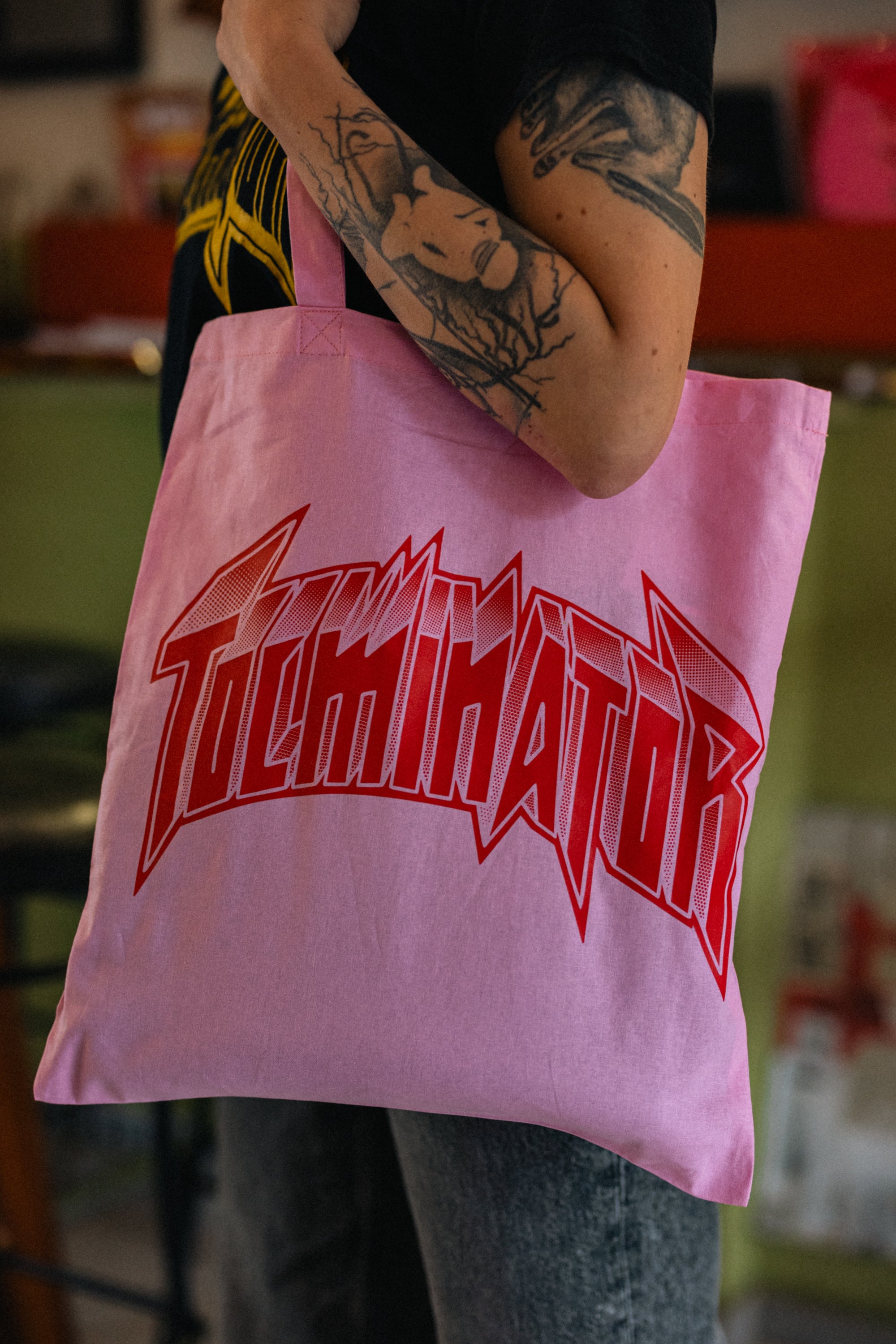 Logotip Tolminator - rjava torba